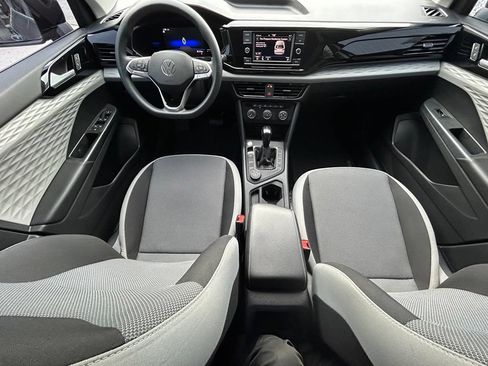Certified 2022 Volkswagen Taos S AWD/4WD image 10