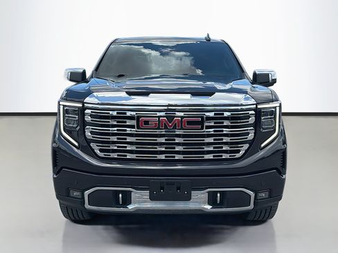 Used 2024 GMC Sierra 1500 Denali AWD/4WD image 8