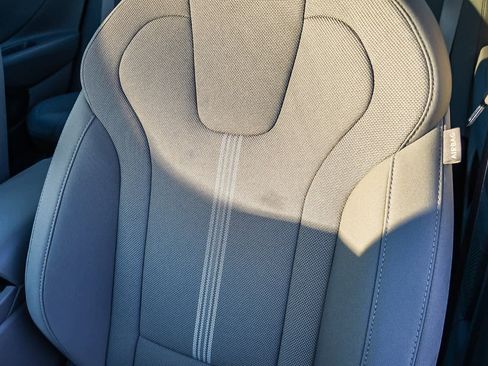 New 2026 Hyundai Elantra SE image 28