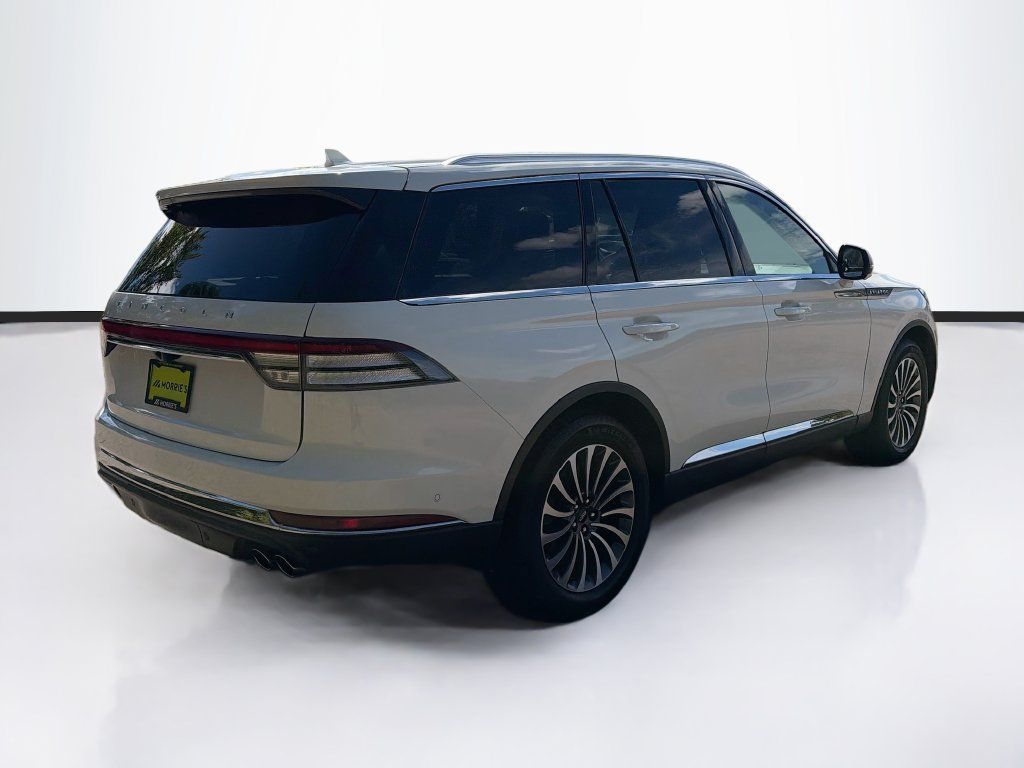 Used 2024 Lincoln Aviator Reserve w/ Elements Package Plus AWD/4WD image 5