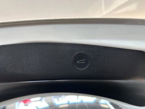 Used 2022 Tesla Model 3 Long Range AWD/4WD image 22