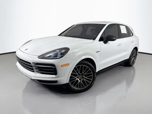 Used 2022 Porsche Cayenne E-Hybrid AWD/4WD image 1