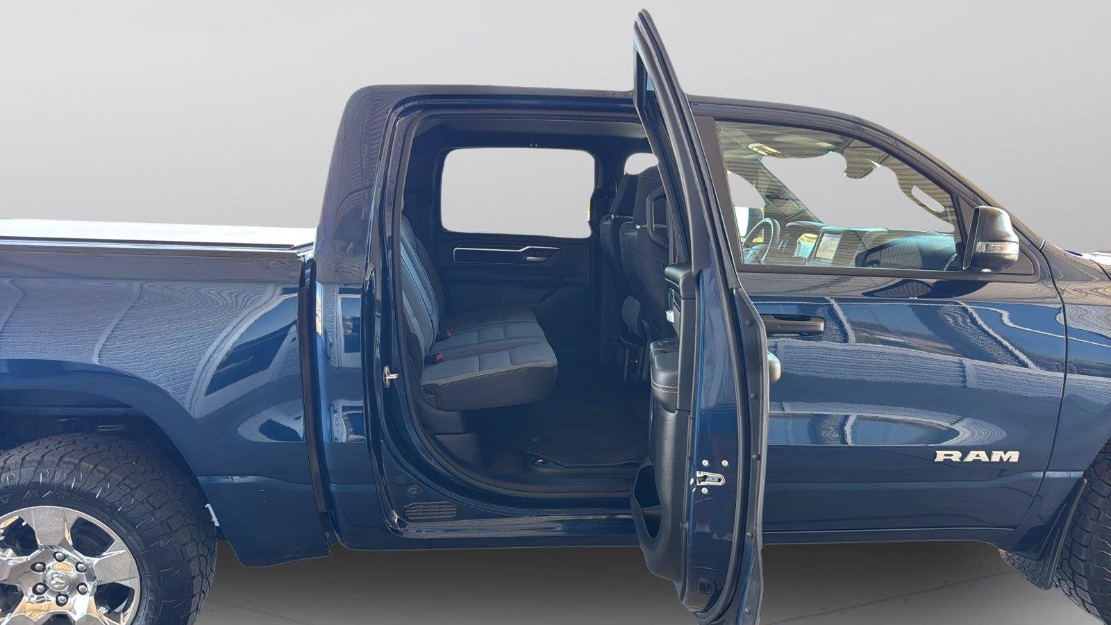 Used 2024 RAM 1500 Big Horn AWD/4WD image 25