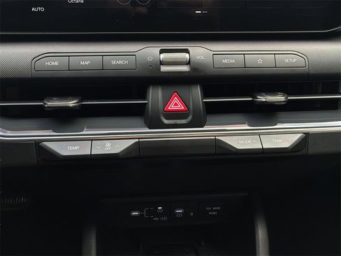 Used 2025 Kia K4 EX image 22