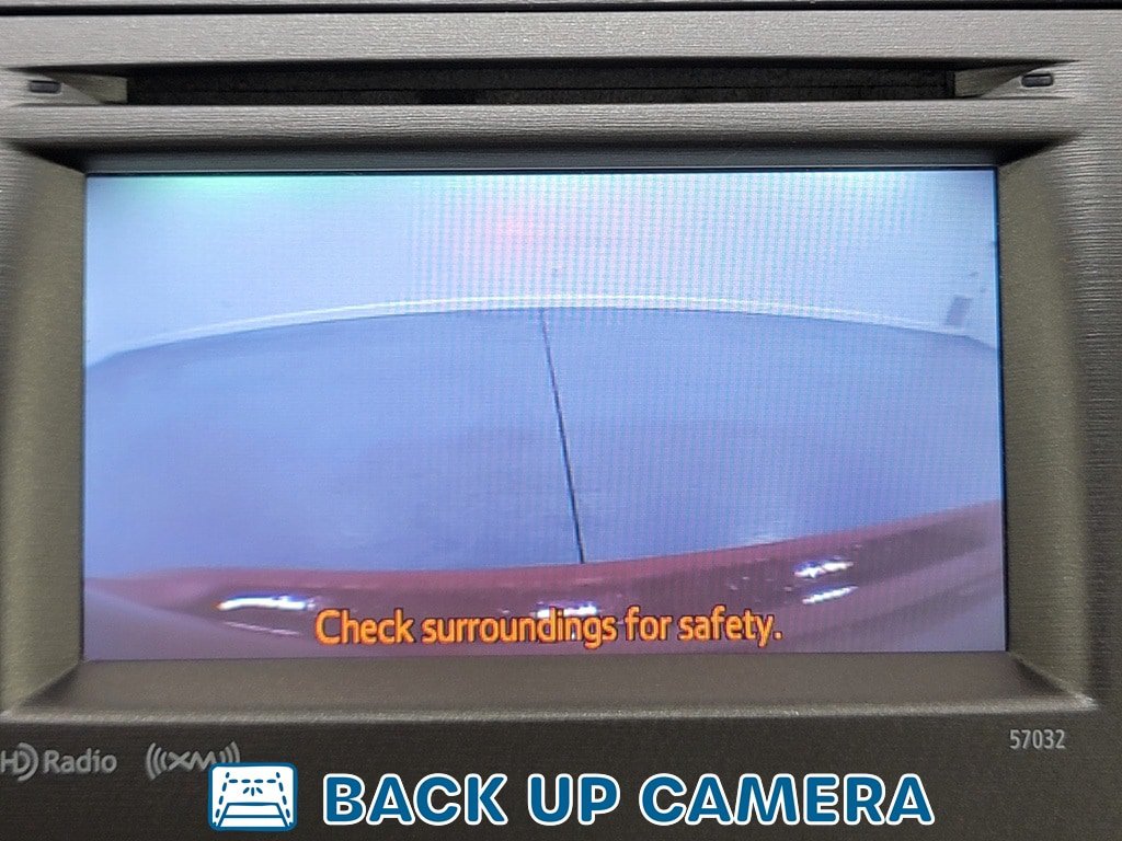 Used 2015 Toyota Prius Persona Series FWD image 23