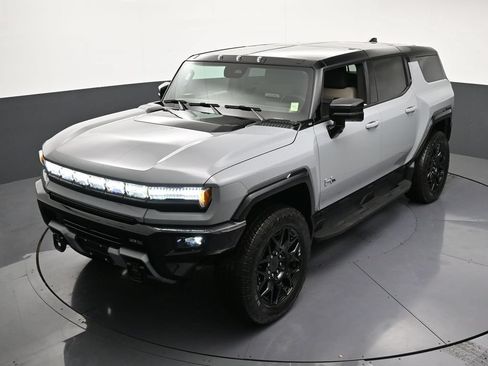 Used 2026 GMC Hummer EV SUV AWD/4WD image 16
