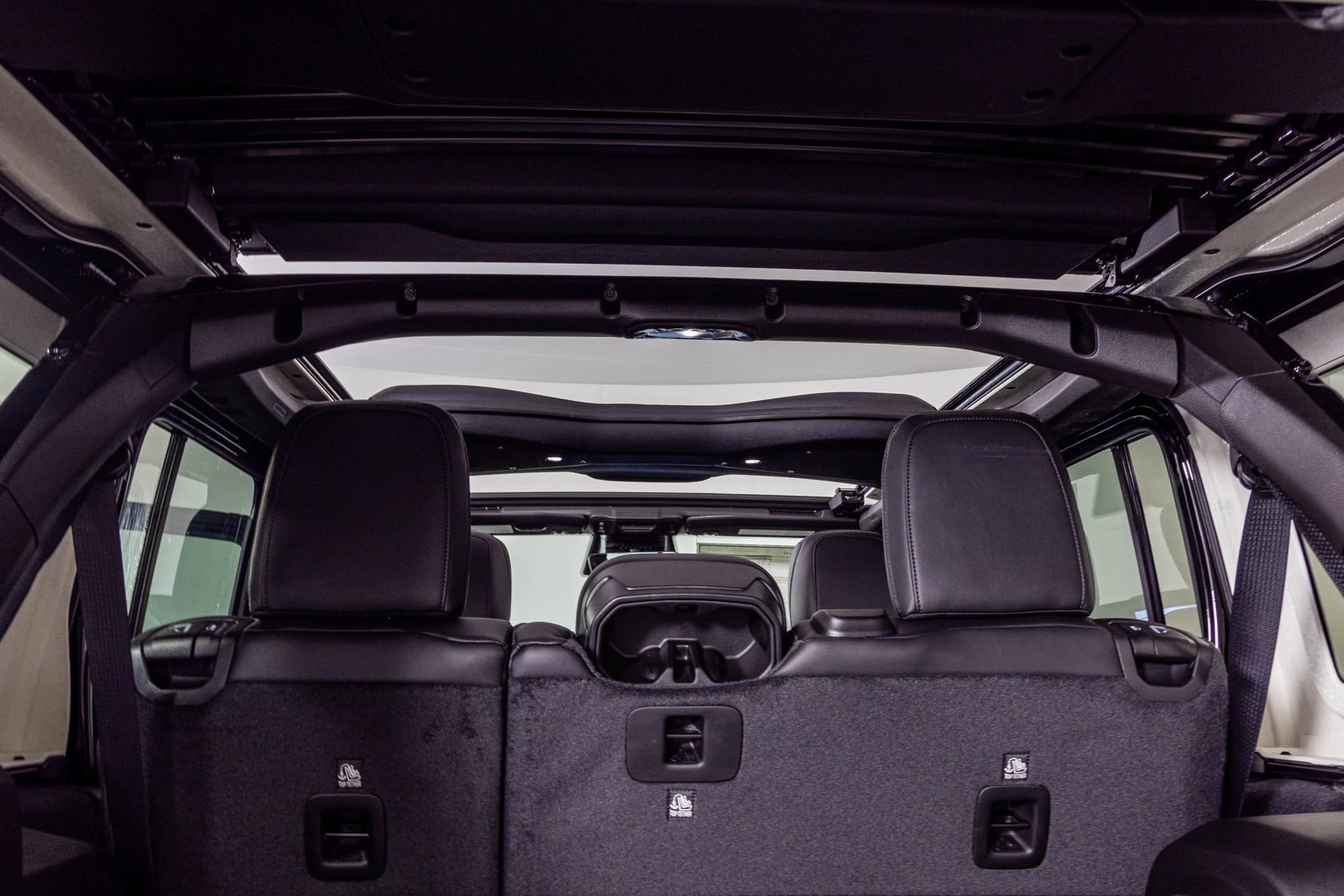New 2027 Jeep Wrangler Unlimited Rubicon AWD/4WD image 5