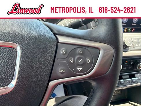 Used 2023 GMC Acadia AT4 w/ Preferred Package AWD/4WD image 15