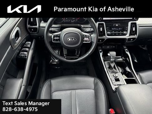 Used 2021 Kia Sorento SX image 23