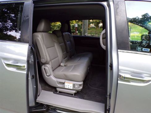 Used 2011 Honda Odyssey EX-L image 21