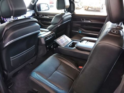Used 2022 Jeep Grand Wagoneer Series I AWD/4WD image 21