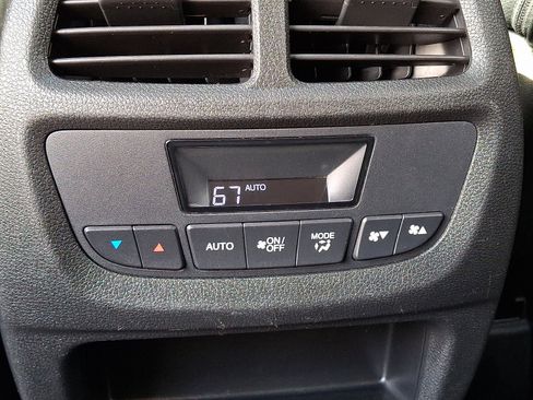 Used 2017 Honda Pilot EX-L image 12