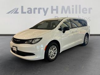 New 2026 Chrysler Voyager LX video 1