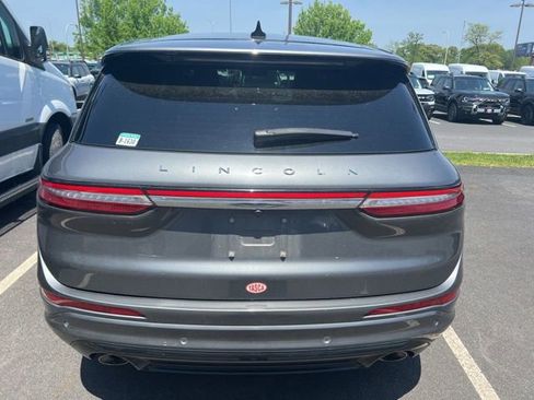Used 2023 Lincoln Corsair AWD w/ Equipment Group 101A image 5