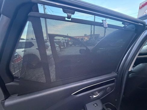 Used 2025 Honda Pilot Touring image 32