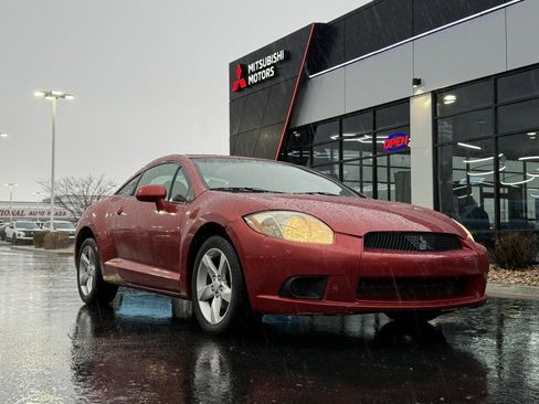 Used 2009 Mitsubishi Eclipse GS image 1