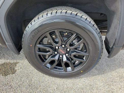 Used 2024 GMC Sierra 1500 Elevation w/ X31 Off-Road Package image 8