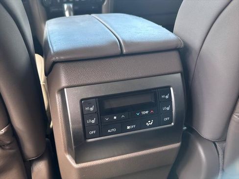 Used 2023 Lexus GX 460 Premium w/ Premium Plus Package AWD/4WD image 28