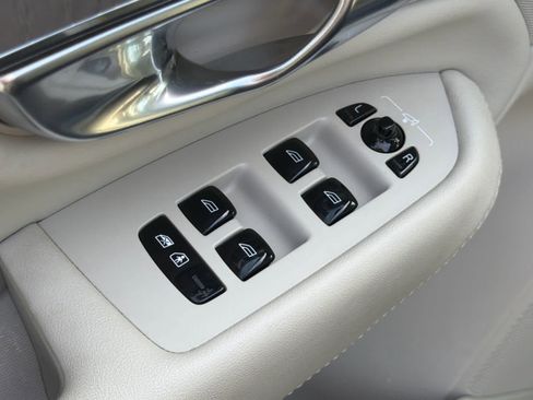 Certified 2023 Volvo XC90 B5 Plus w/ Protection Package Premier image 24