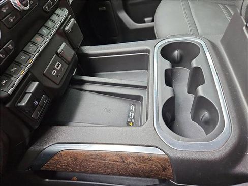 Used 2021 GMC Sierra 1500 Denali w/ Denali Ultimate Package image 11