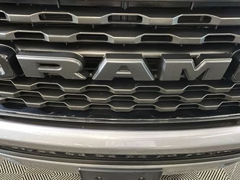 Used 2022 RAM 1500 Big Horn AWD/4WD image 8