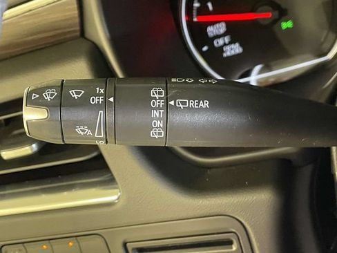 Used 2023 Chevrolet Tahoe LS AWD/4WD image 40
