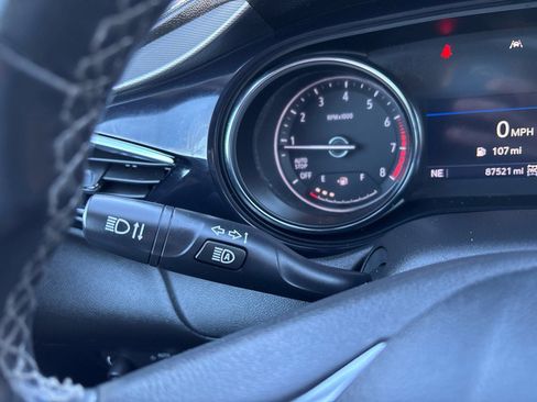 Used 2021 Buick Encore GX Select image 18