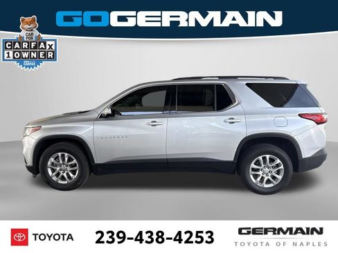 Used 2020 Chevrolet Traverse LT FWD image 3