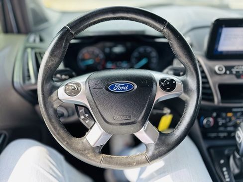 Used 2020 Ford Transit Connect XLT image 26