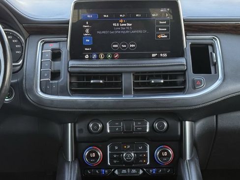 Used 2021 Chevrolet Tahoe Premier RWD image 17