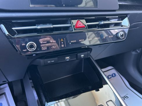 New 2026 Kia Niro LX FWD image 20