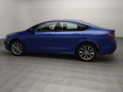 Used 2016 Chrysler 200 S FWD image 3