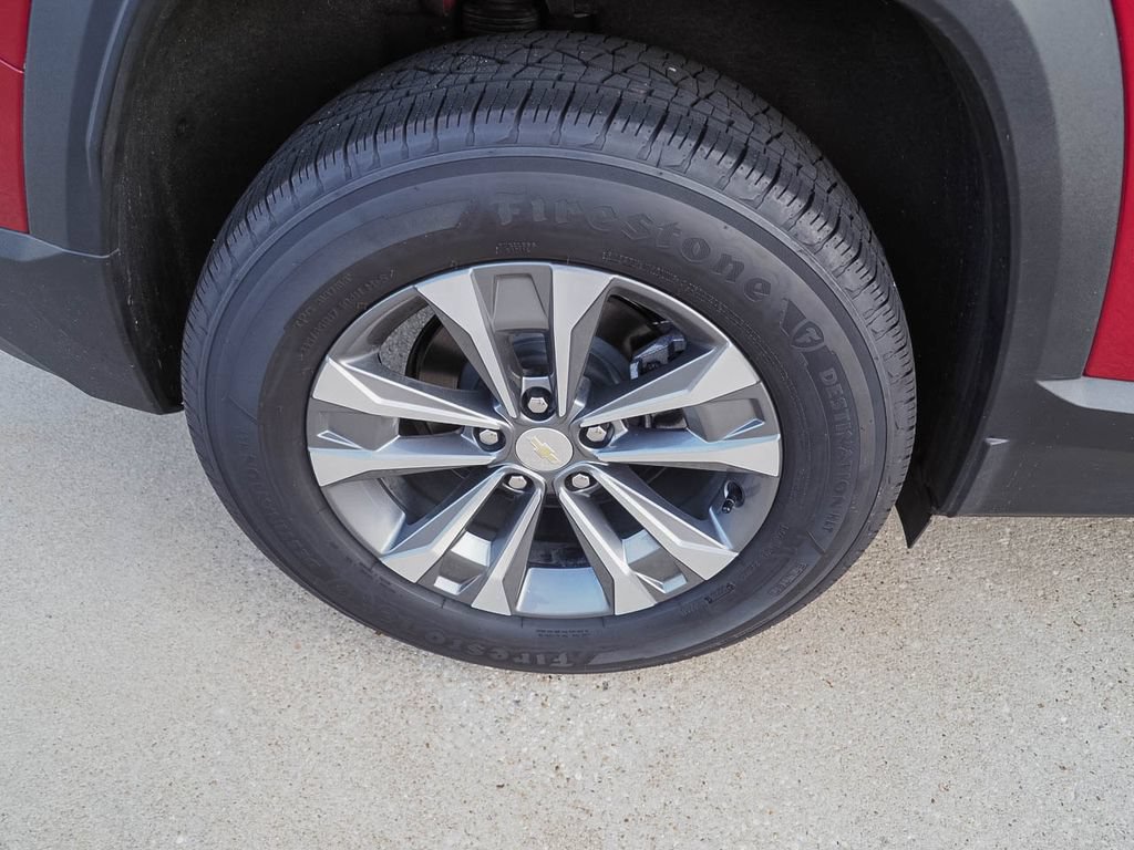 Certified 2026 Chevrolet Equinox LT FWD image 34
