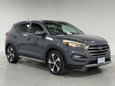 Used 2017 Hyundai Tucson Sport w/ Cargo Package image 6