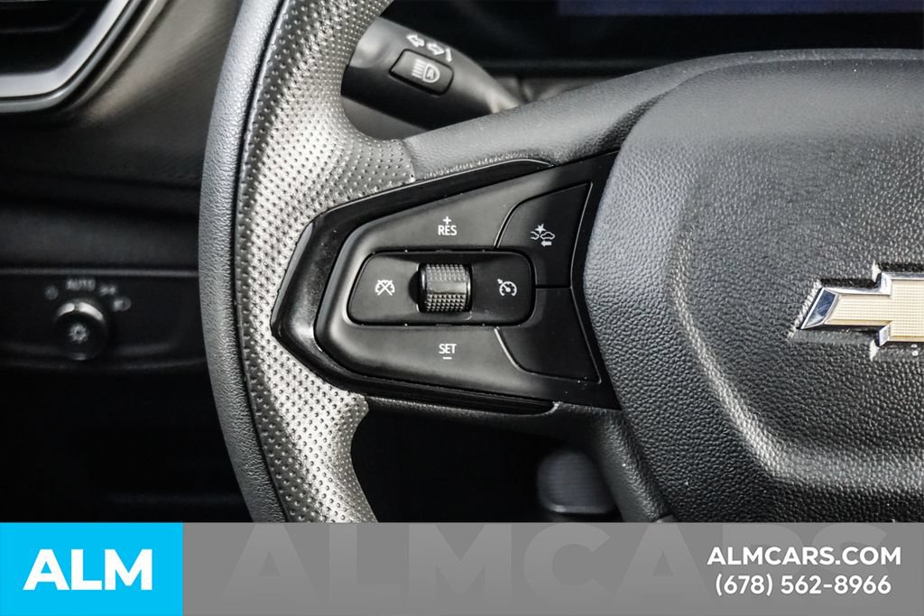 Used 2025 Chevrolet TrailBlazer LT FWD image 25