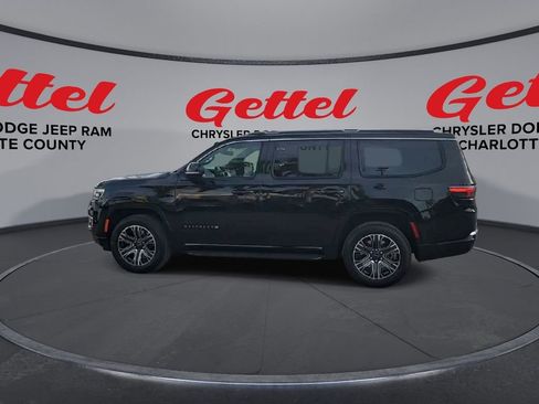 New 2025 Jeep Wagoneer 2WD w/ Convenience Group I image 5