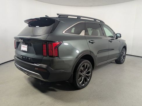 Used 2022 Kia Sorento SX Prestige w/ Rust Color Package image 7