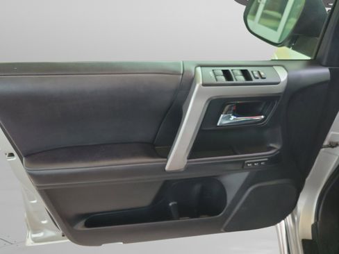 Used 2023 Toyota 4Runner Limited image 28