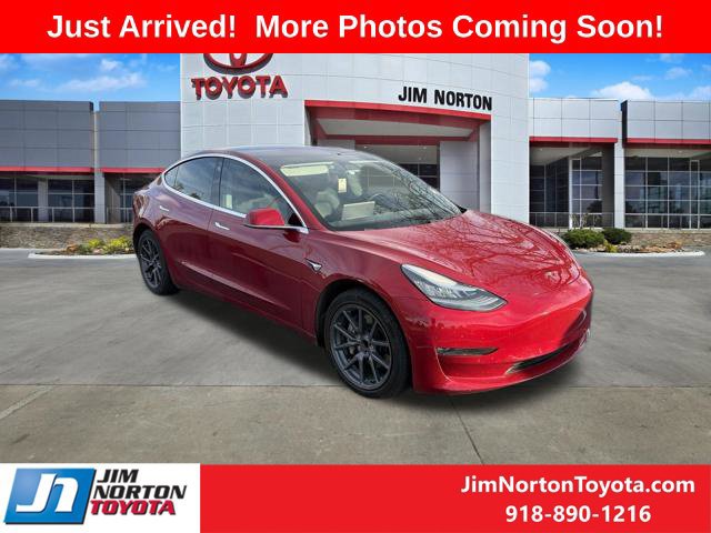 Used 2019 Tesla Model 3 Mid Range RWD image 1