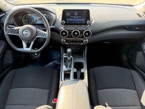 Used 2023 Nissan Sentra SV image 12