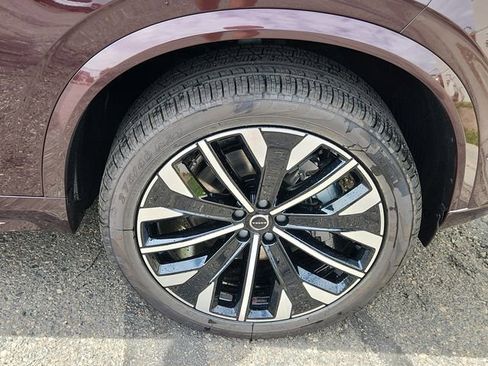 New 2026 Volvo XC90 B6 Ultra w/ Protection Package image 18