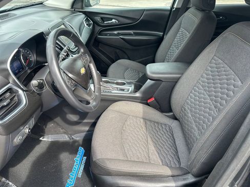 Used 2019 Chevrolet Equinox LT w/ Driver Convenience Package image 12