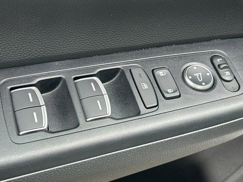 Certified 2025 Honda CR-V EX-L image 12