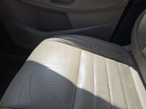 Used 2016 Ford Escape Titanium FWD image 14