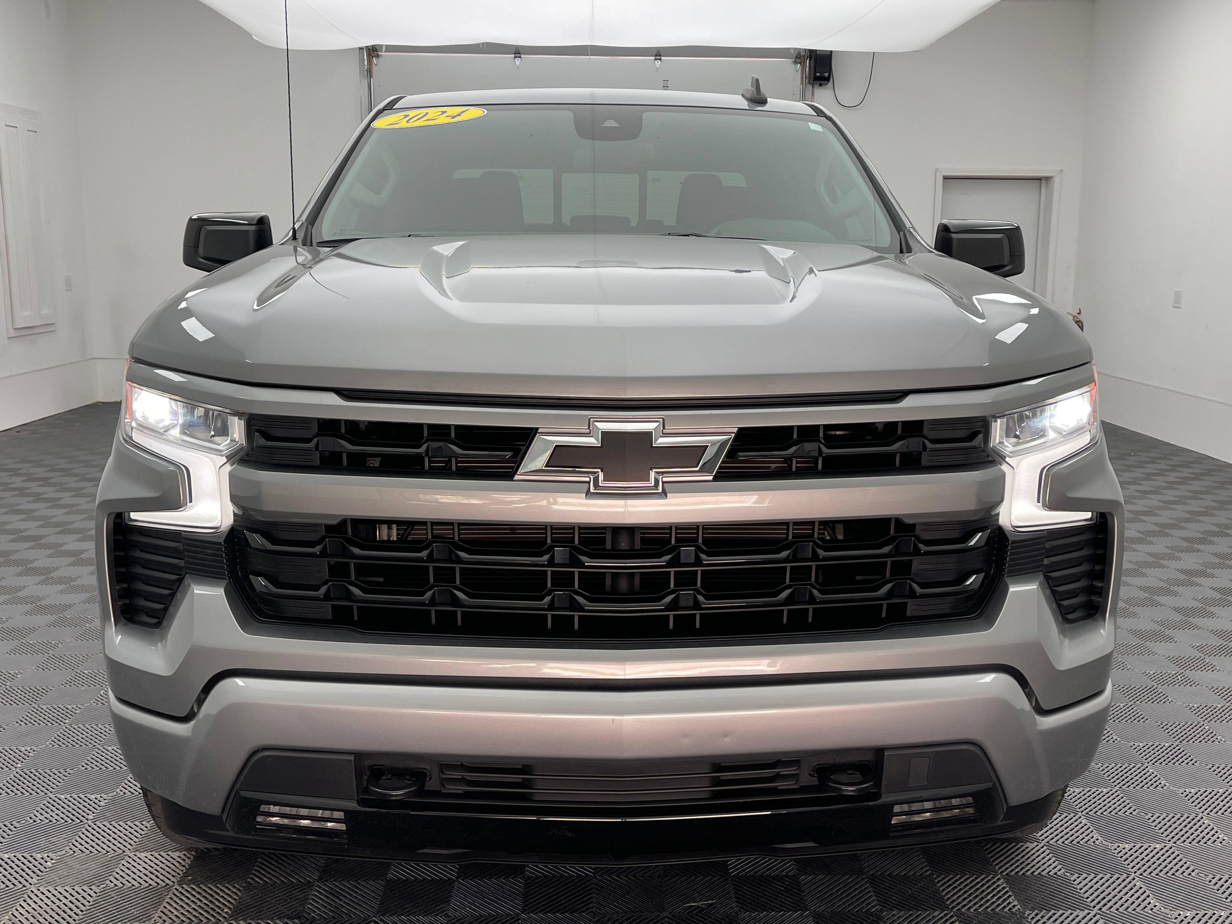 Used 2024 Chevrolet Silverado 1500 RST w/ Convenience Package II AWD/4WD image 12