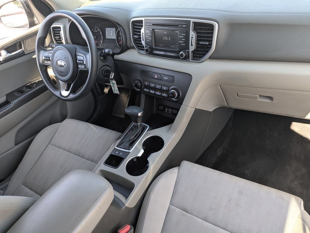 Used 2017 Kia Sportage LX FWD image 31