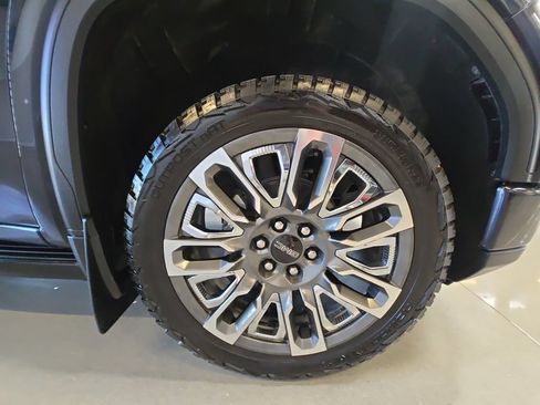 Used 2023 GMC Sierra 1500 Denali Ultimate AWD/4WD image 28