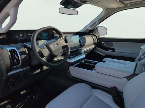 New 2026 Ford Expedition Platinum AWD/4WD image 8