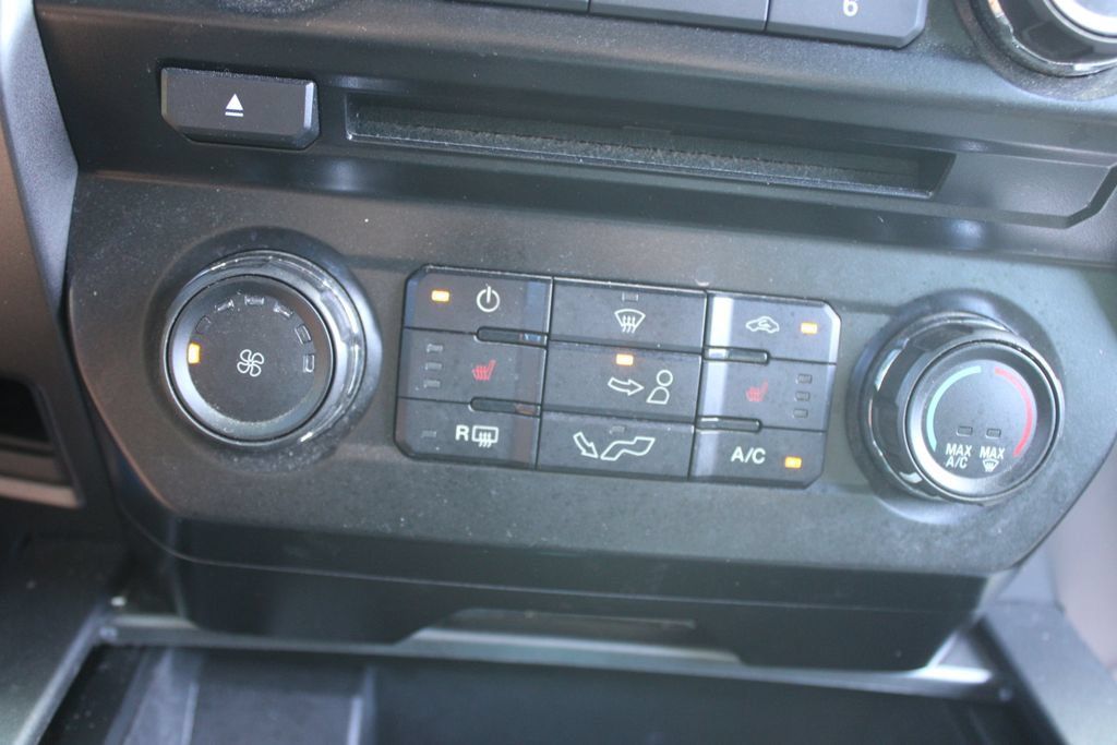Used 2017 Ford F150 XLT w/ Equipment Group 302A Luxury RWD image 47