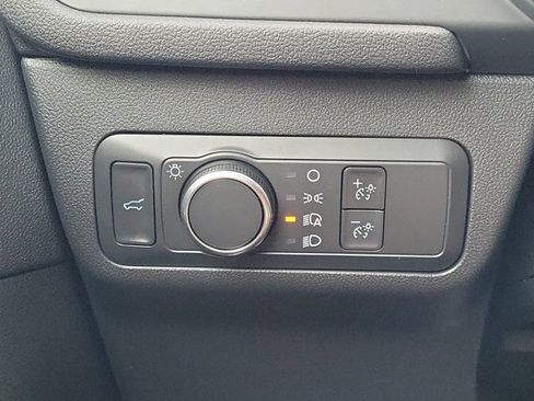 Used 2022 Ford Escape SE w/ SE Sport Appearance Package FWD image 19